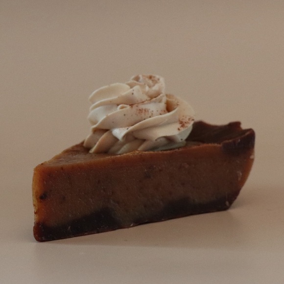 "Spice Pie" Pumpkin Pie Artisan Soap Bar - Picture 10 of 10